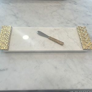 Michael Aram marble serve platter and knife with gold basketweave accents